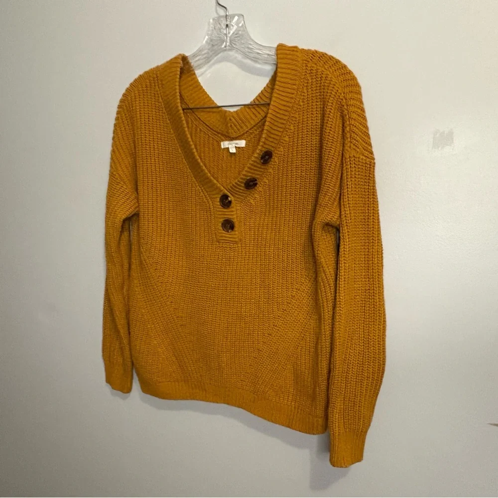 Maurice’s Women’s Sweater Large Mustard Brown Button Detail V-Neck Ribbed Comfy